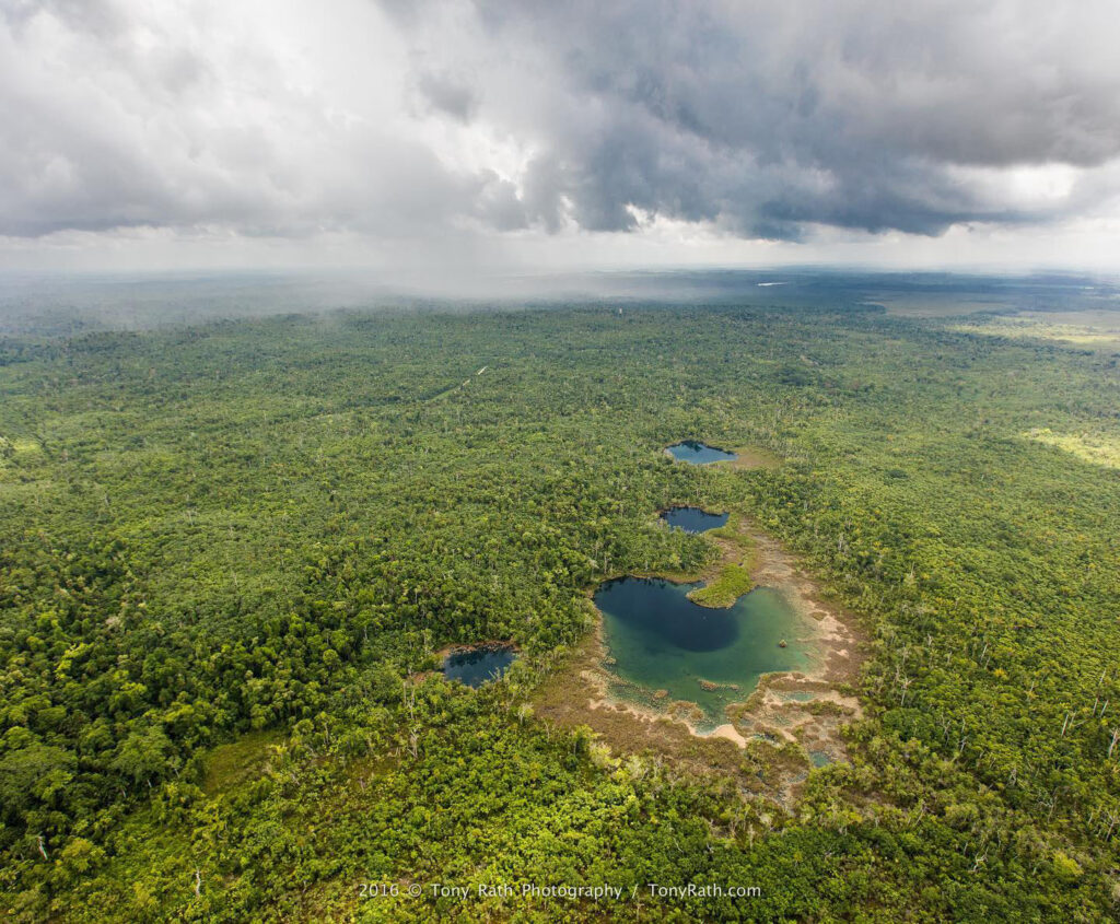 cara blanca cenote belize